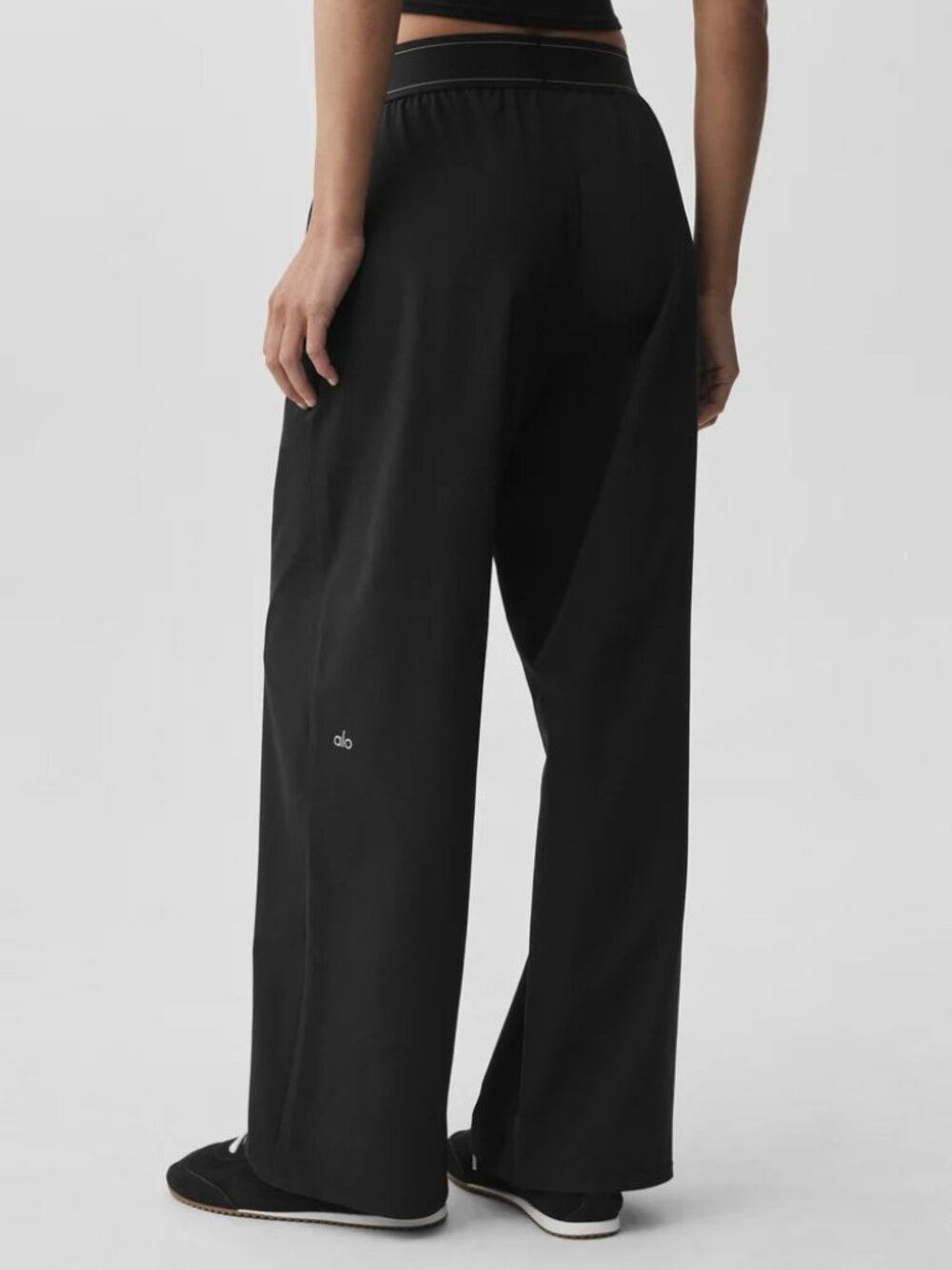 NWT🏷️ALO Yoga Suit Up Trouser Black Regular 30" Inseam Wide-Leg Pants✨ - Picture 7 of 9